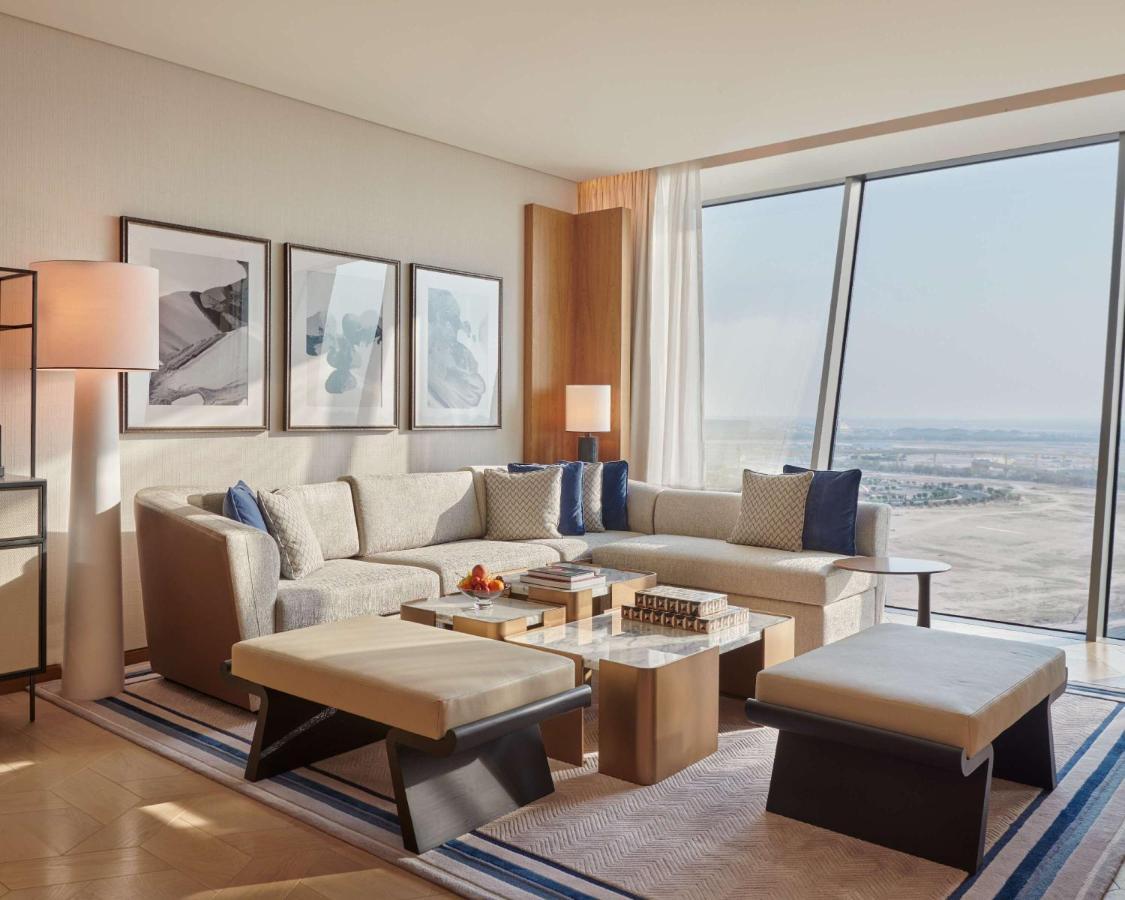 Grand Hyatt Kuwait Hotel Kuwait City Exterior foto A living room at the Ritz-Carlton, DIFC